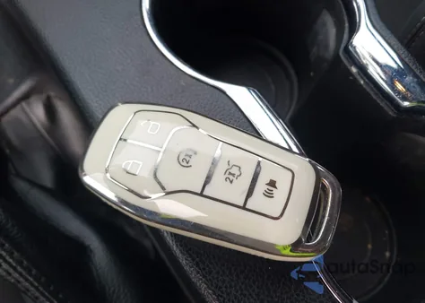 2015 Ford Mustang V6 z USA, uszkodzony, nr VIN 1FA6P8AMXF5404866